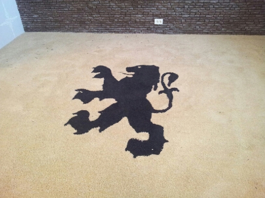 Логотип из коврового покрытия